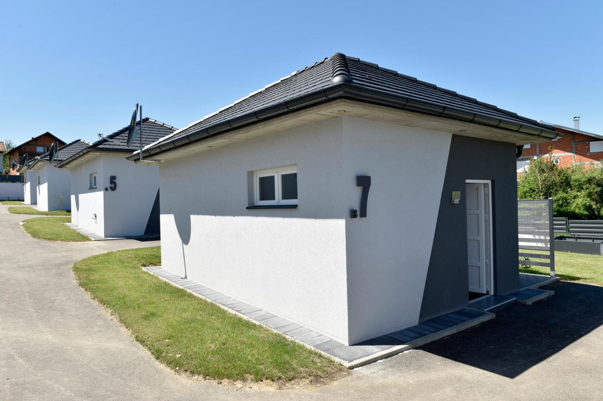 Apartmani I Bungalovi Trojka Banja Luka Zimmer foto