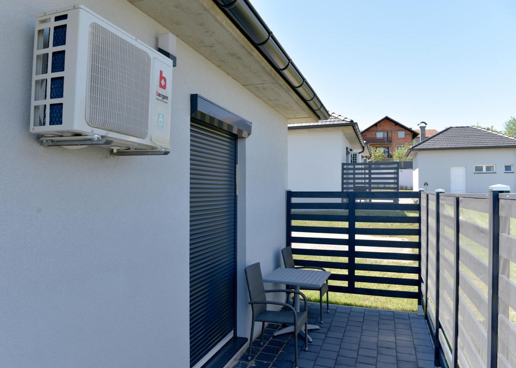 Apartmani I Bungalovi Trojka Banja Luka Zimmer foto