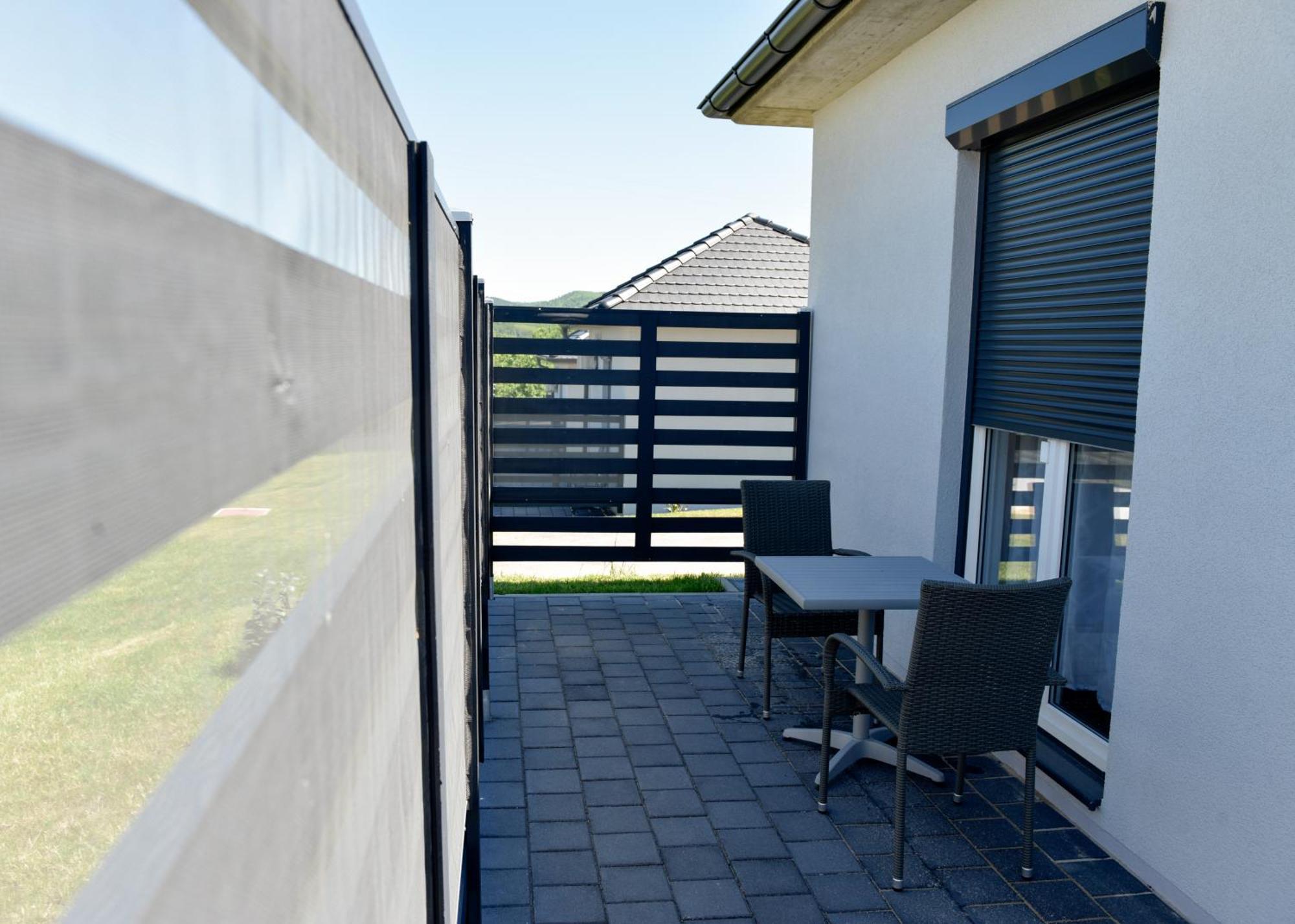Apartmani I Bungalovi Trojka Banja Luka Zimmer foto