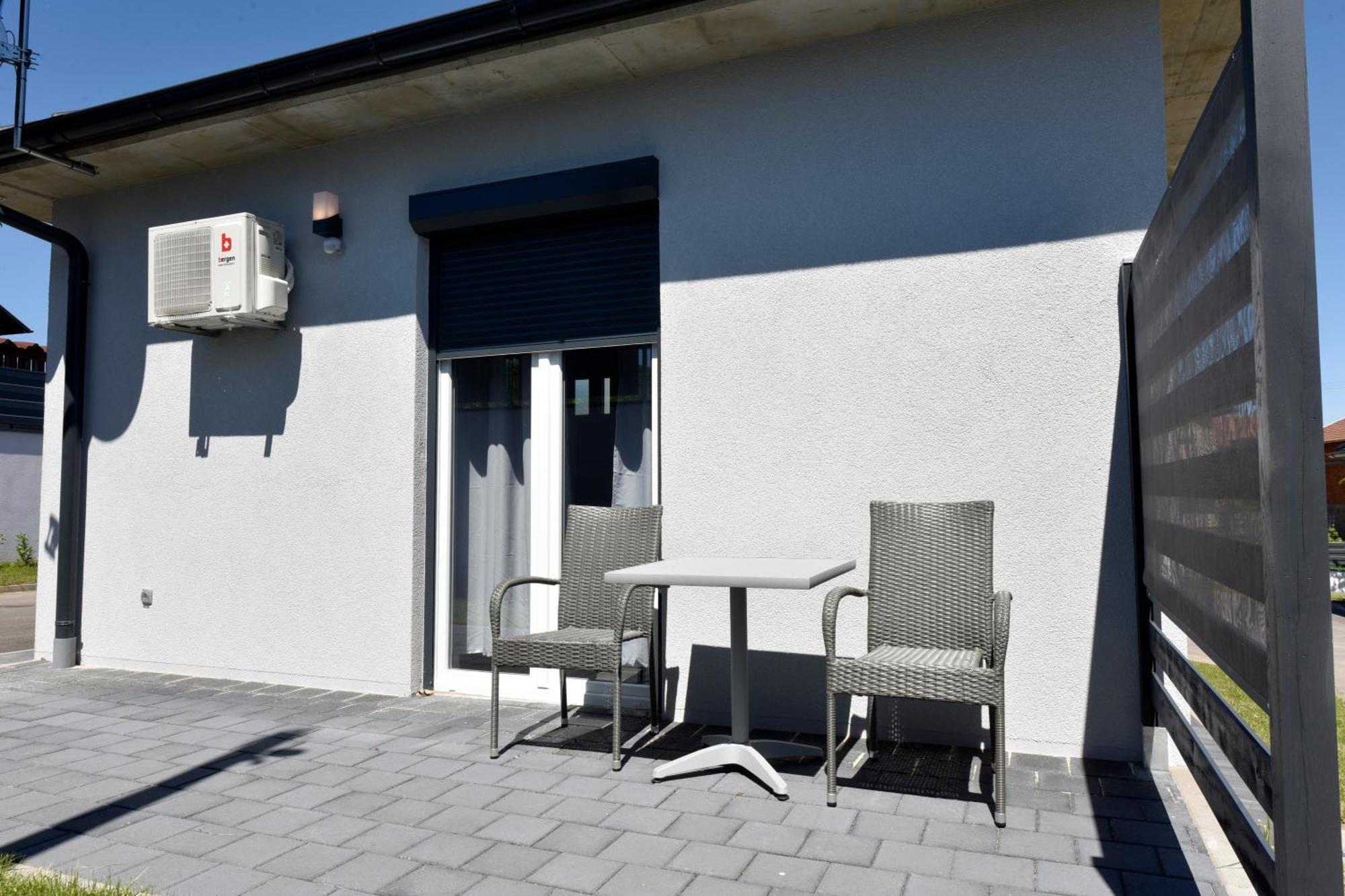 Apartmani I Bungalovi Trojka Banja Luka Zimmer foto