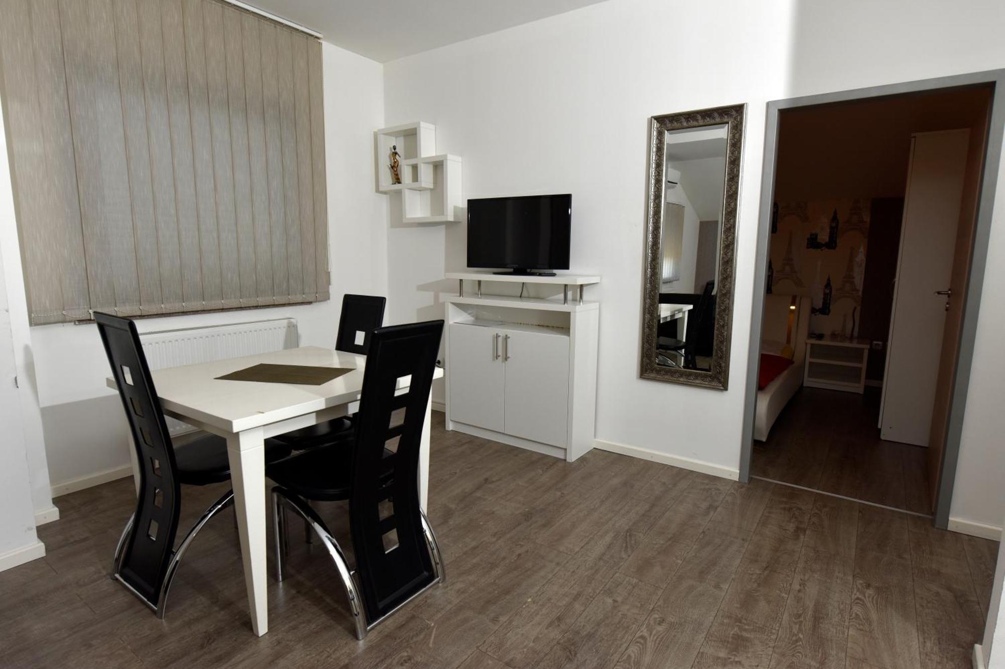 Apartmani I Bungalovi Trojka Banja Luka Zimmer foto